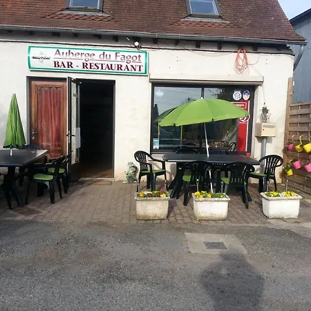 Independants Avec Terrasse, Jardin, Jeux Pour Enfants, Proche Montlucon - Fr-1-489-402 *